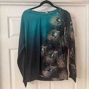 Peacock Feather Print Women's Top size large 🩷🩵